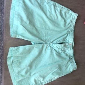 Vineyard Vines shorts